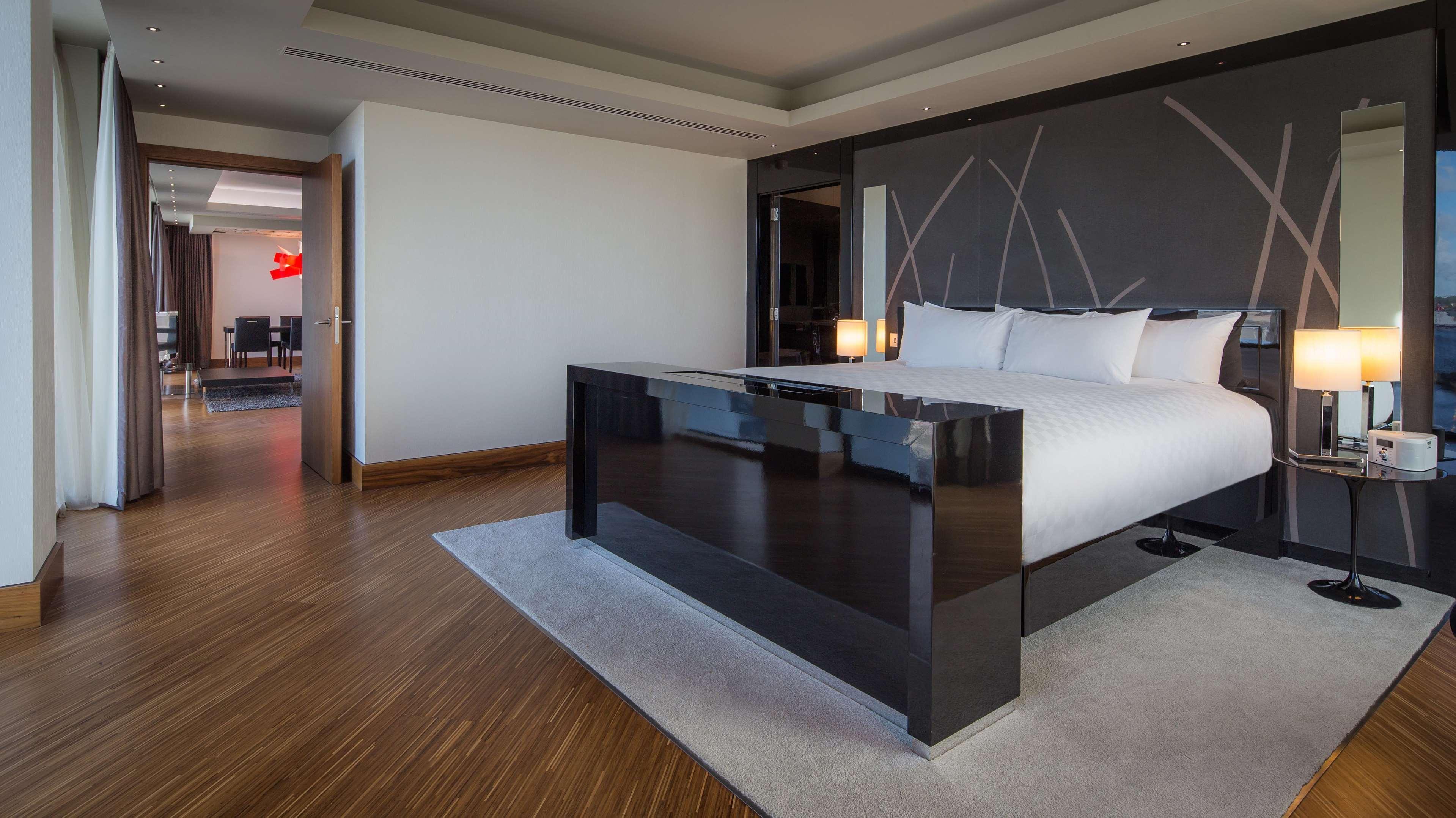 Hilton Liverpool City Centre Екстериор снимка