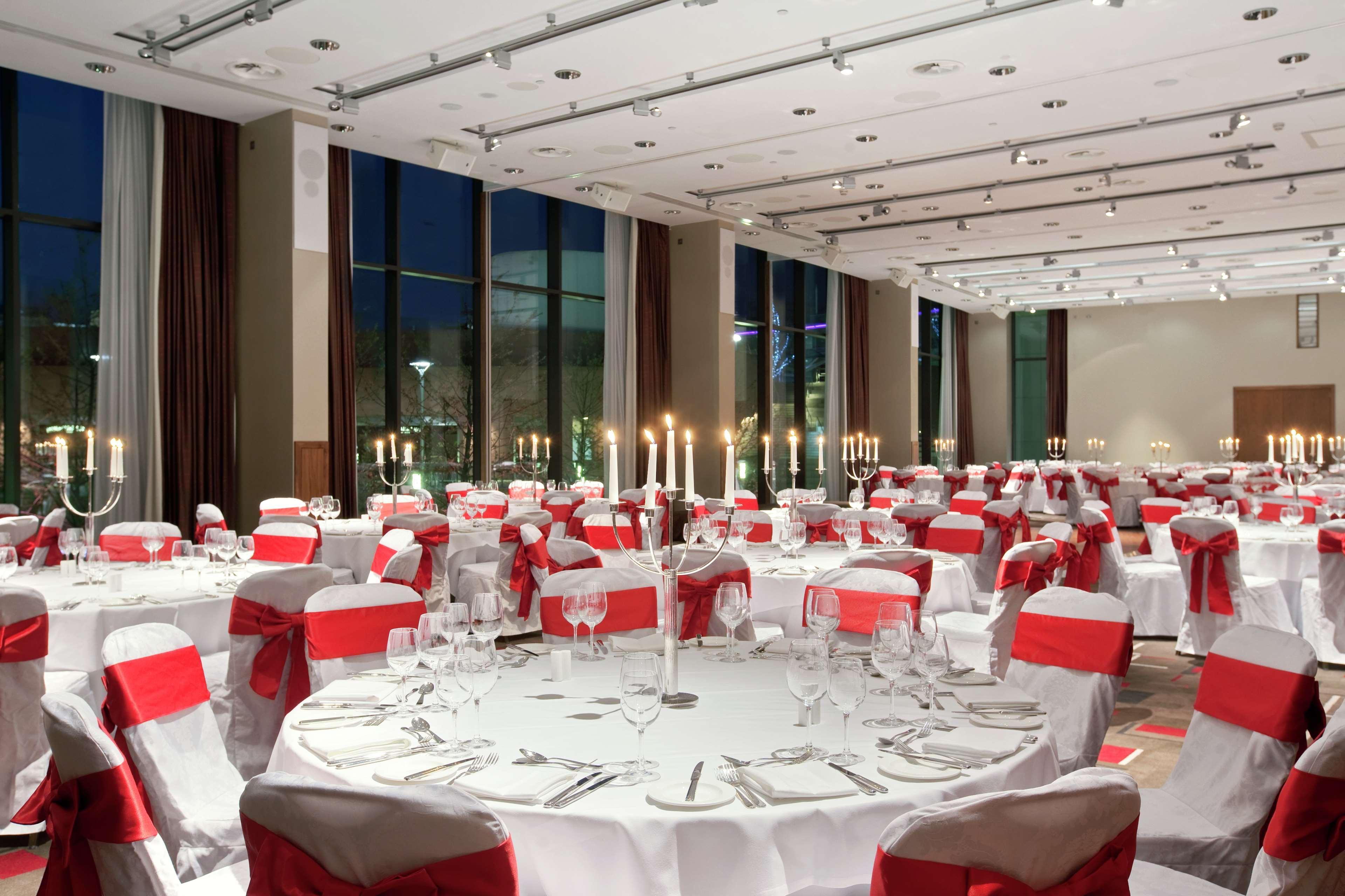 Hilton Liverpool City Centre Ресторант снимка