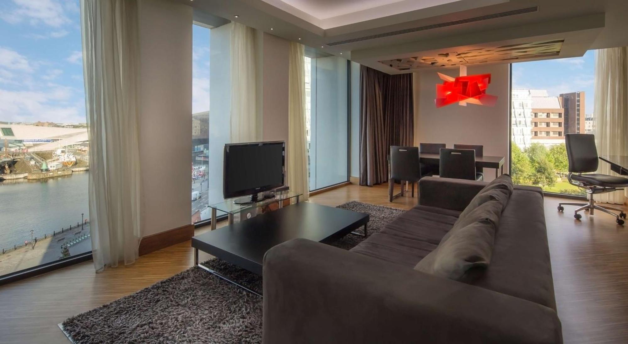 Hilton Liverpool City Centre Екстериор снимка