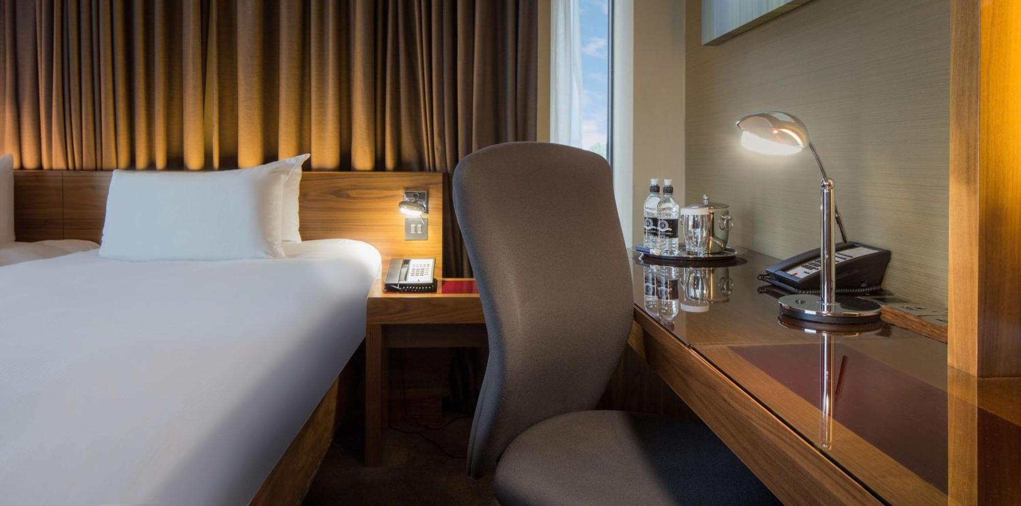 Hilton Liverpool City Centre Екстериор снимка